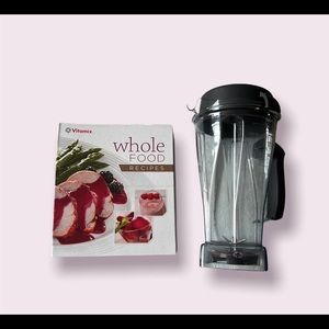 New Vitamix Recipe Book Never Used with Like New Container! U Will Love it!